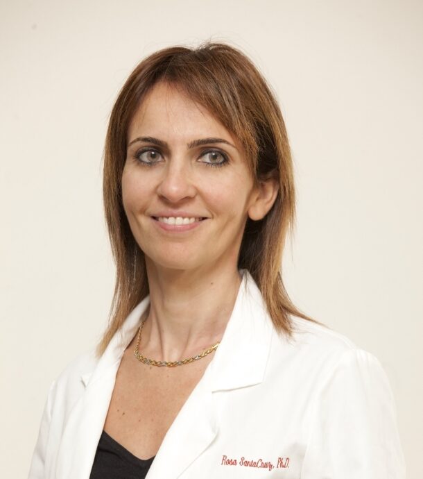 Dr Rosa Santa Cruz - Consultant General Surgeon Phd MD - The Cosmetic Skin Clinic